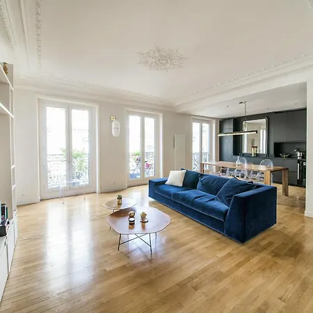 Elegant / Balcon Appartamento *